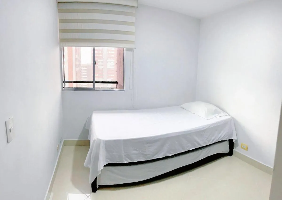 Apartamento En Laureles - Estadio Μεντεγίν Διαμέρισμα